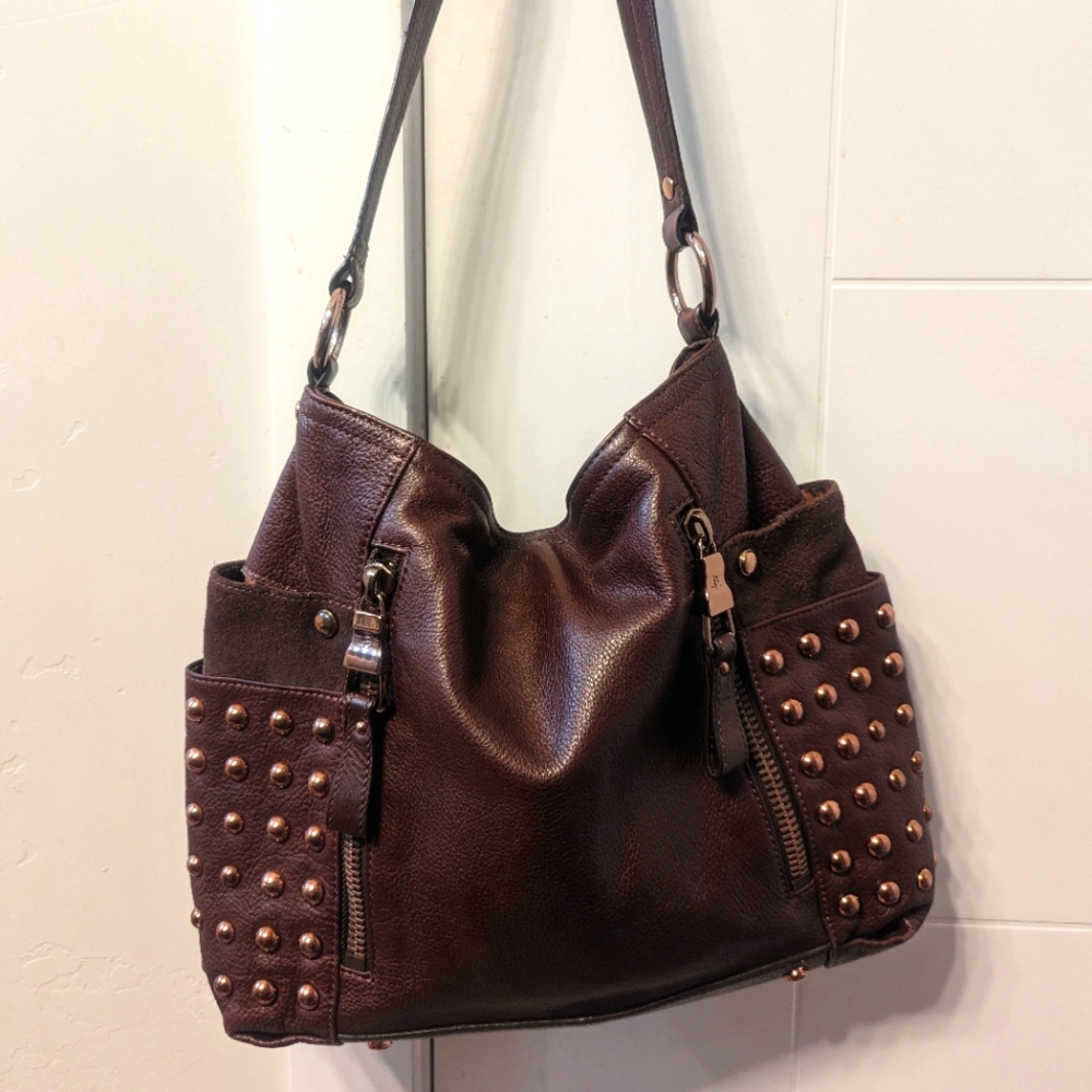 B. Makowsky Rosetown hardware butter soft leather shoulder bag